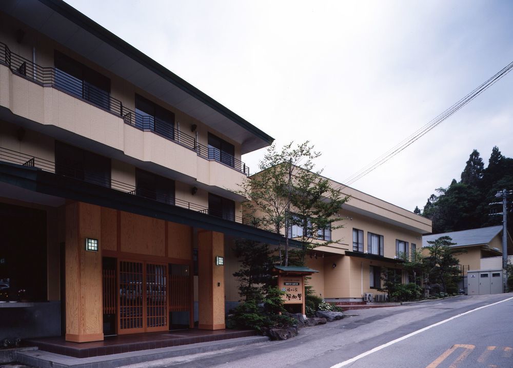 Nikko Green Hotel Natsukashiya Fuwari Экстерьер фото