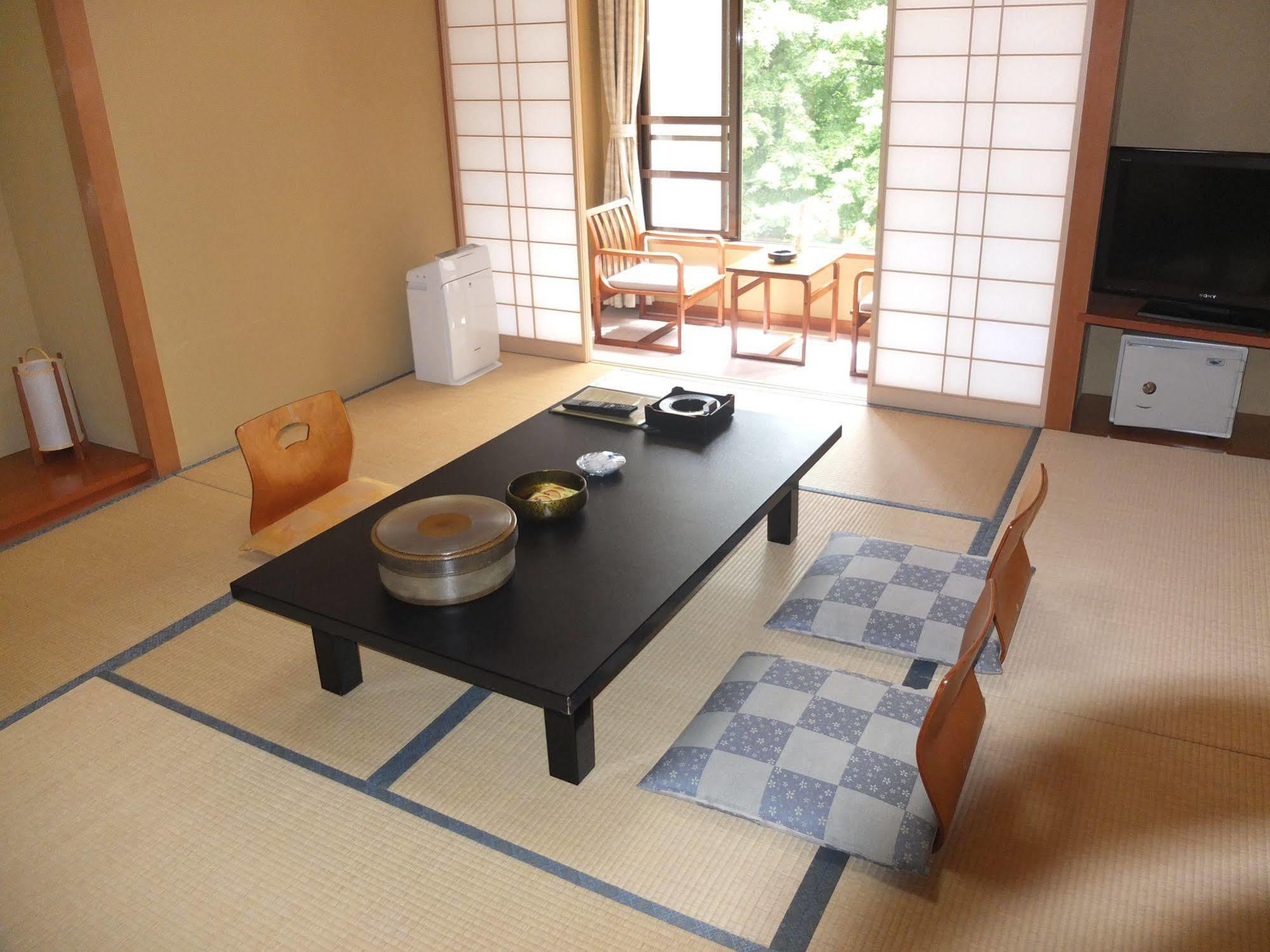 Nikko Green Hotel Natsukashiya Fuwari Экстерьер фото